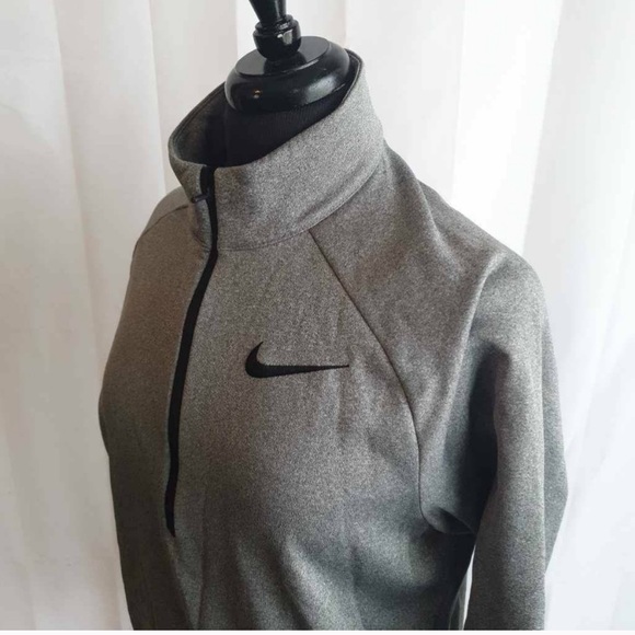 Nike Dri-Fit Men’s1/2 ZIP Training Jacket - Picture 2 of 7